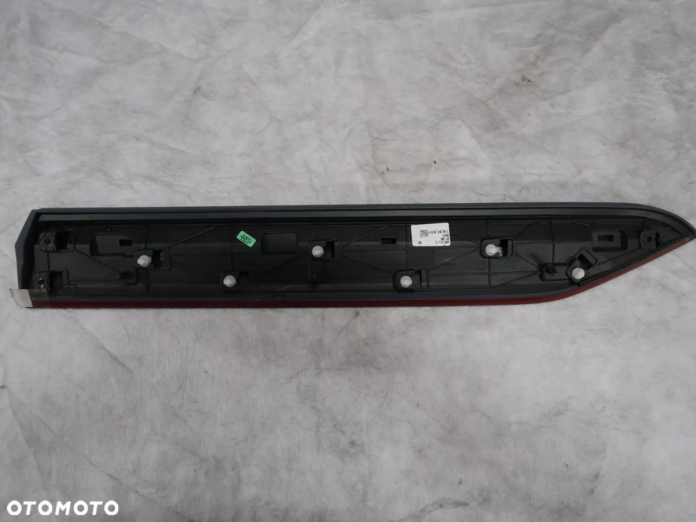 Listwa boczna skoda 3V0854949 - 4