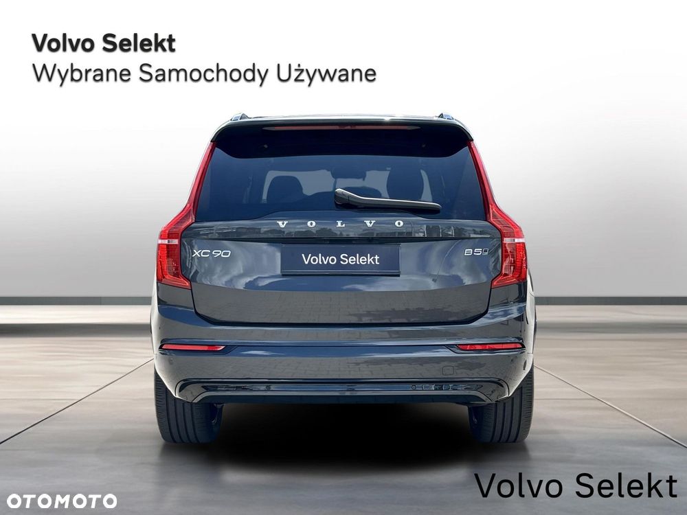 Volvo XC 90 - 5