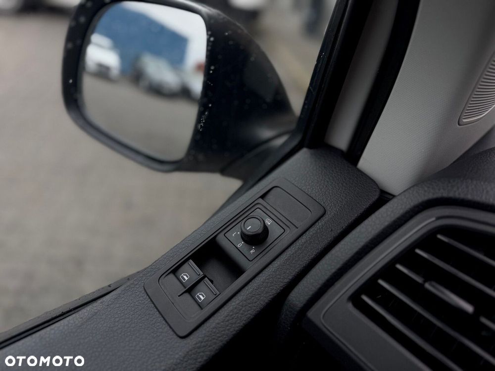 Volkswagen Transporter - 19