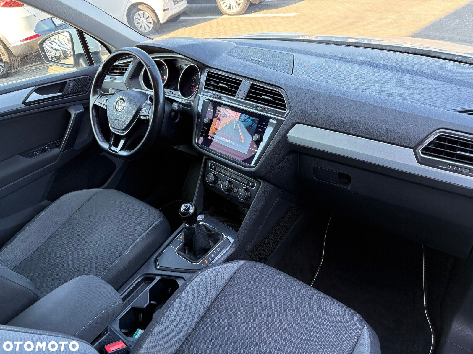 Volkswagen Tiguan 1.5 TSI EVO Comfortline - 16