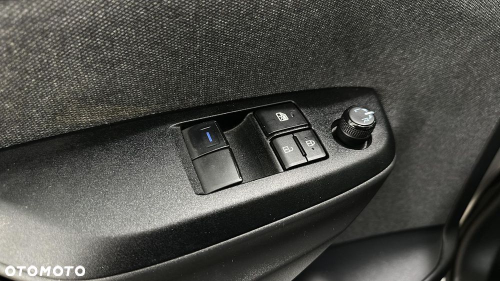 Toyota Yaris - 14