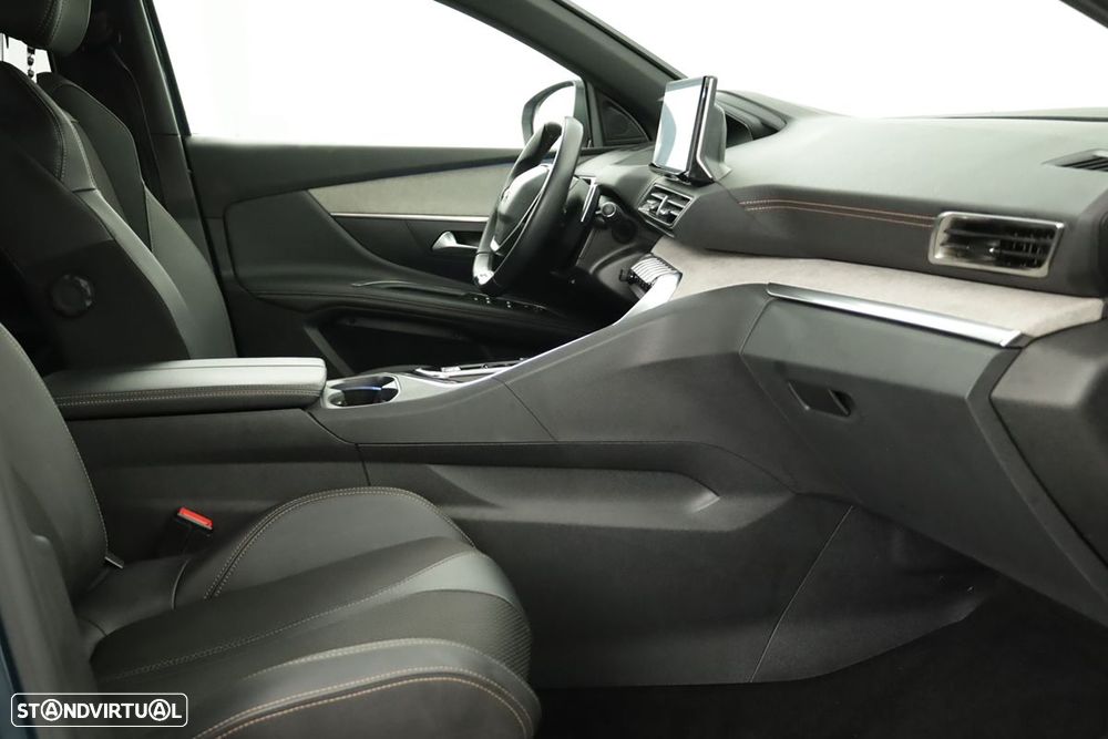 Peugeot 3008 1.2 Hybrid GT e-DCS6 - 22