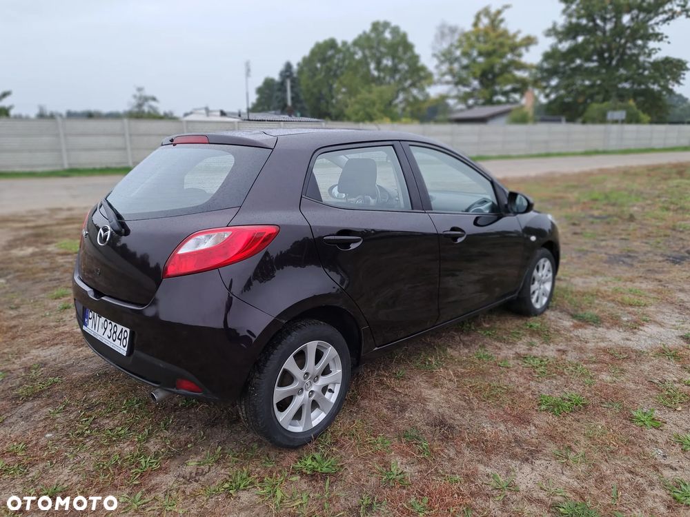 Mazda 2 - 17