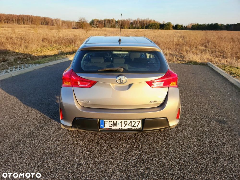 Toyota Auris 1.4 D-4D Comfort - 5