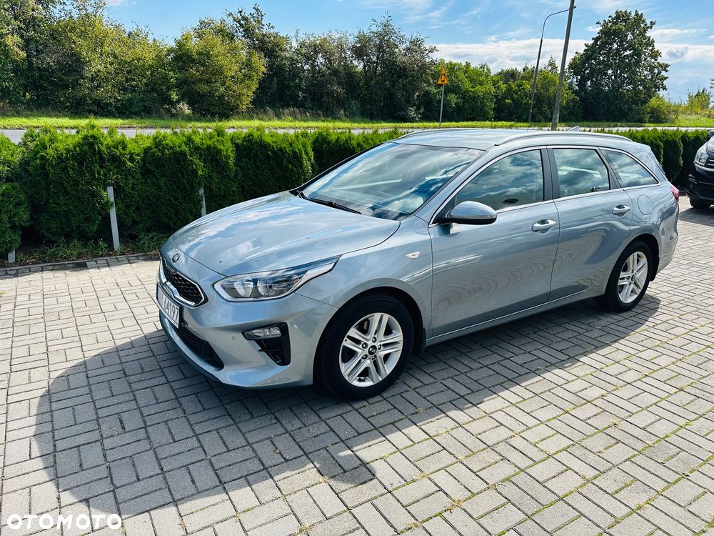 Kia Ceed 1.6 CRDi SCR M - 2