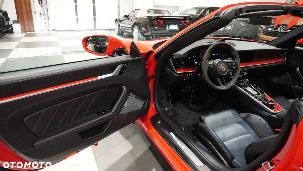 Porsche 911 911Turbo S Cabriolet - 5