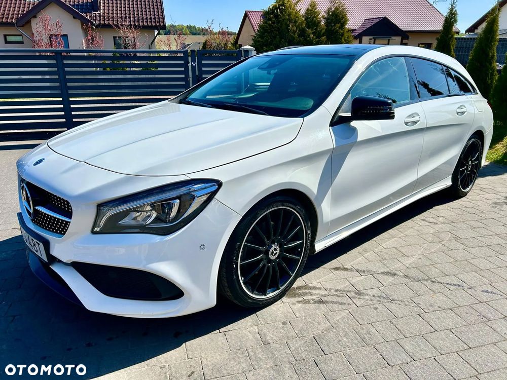 Mercedes-Benz CLA 180 7G-DCT AMG Line - 1