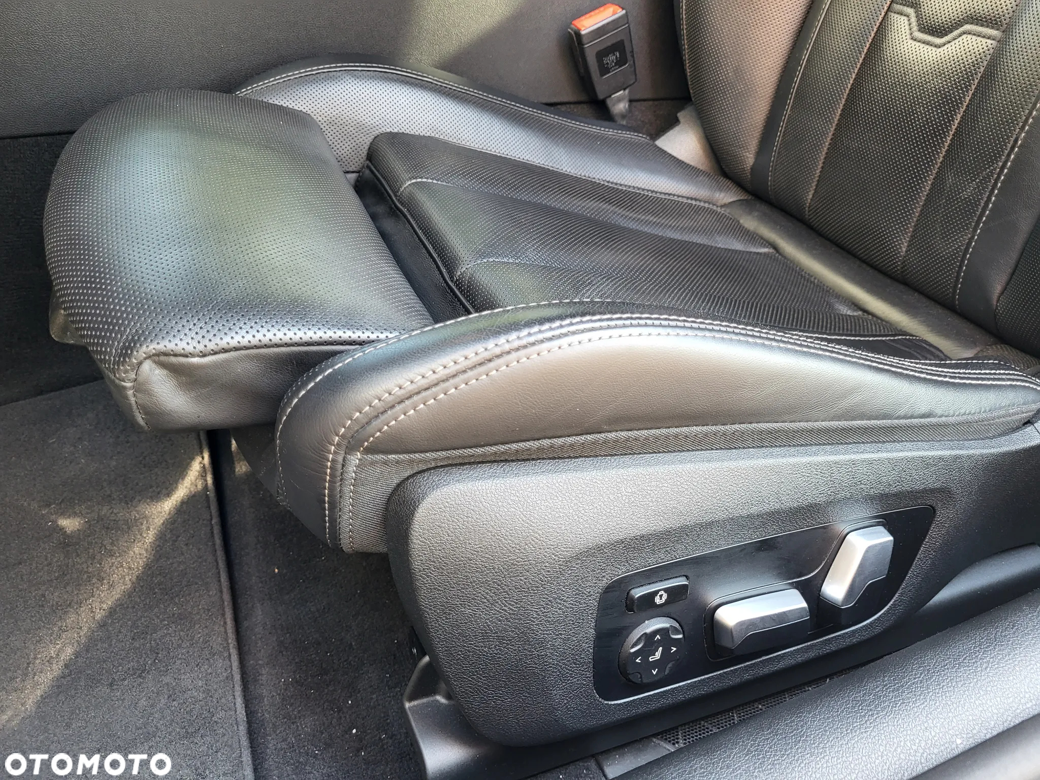 BMW Seria 8 M850i xDrive Cabrio - 7
