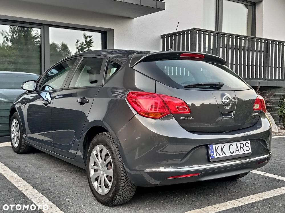 Opel Astra 1.4 T Essentia - 5