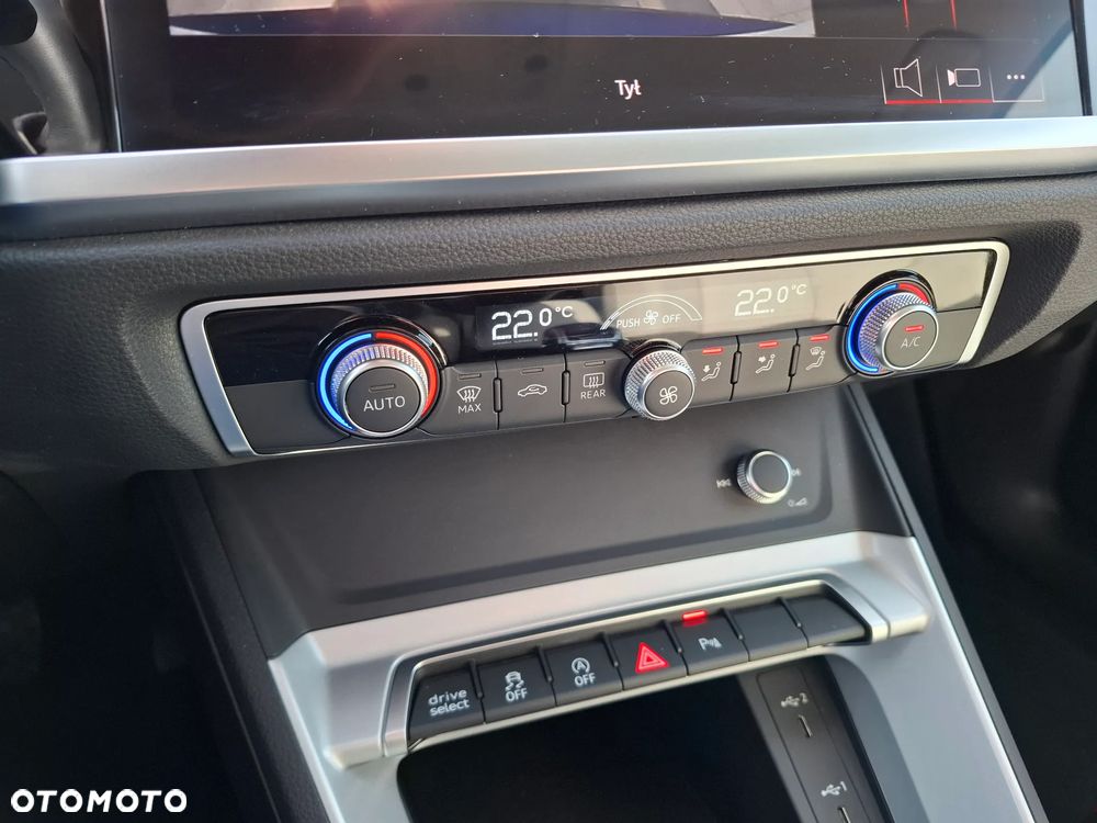 Audi Q3 35 TFSI S tronic - 16