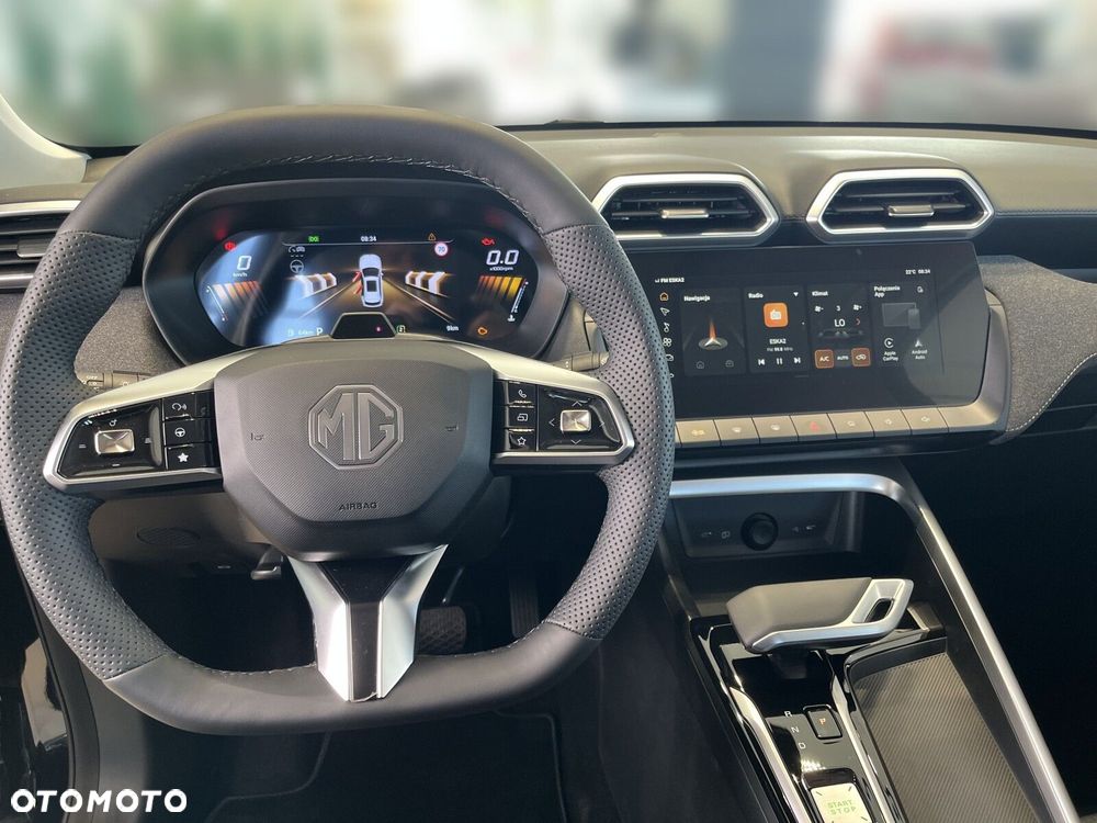 MG ZS Hybrid+ - 14