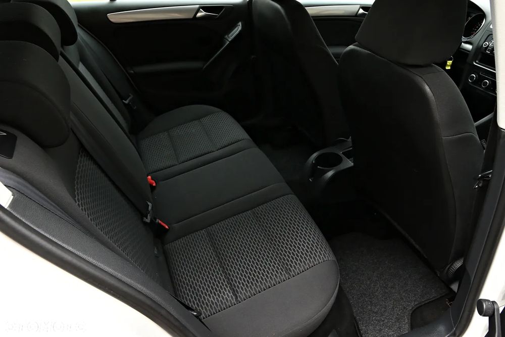 Volkswagen Golf 1.4 Style - 37