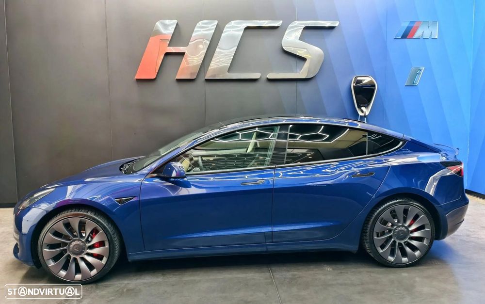 Tesla Model 3 - 8