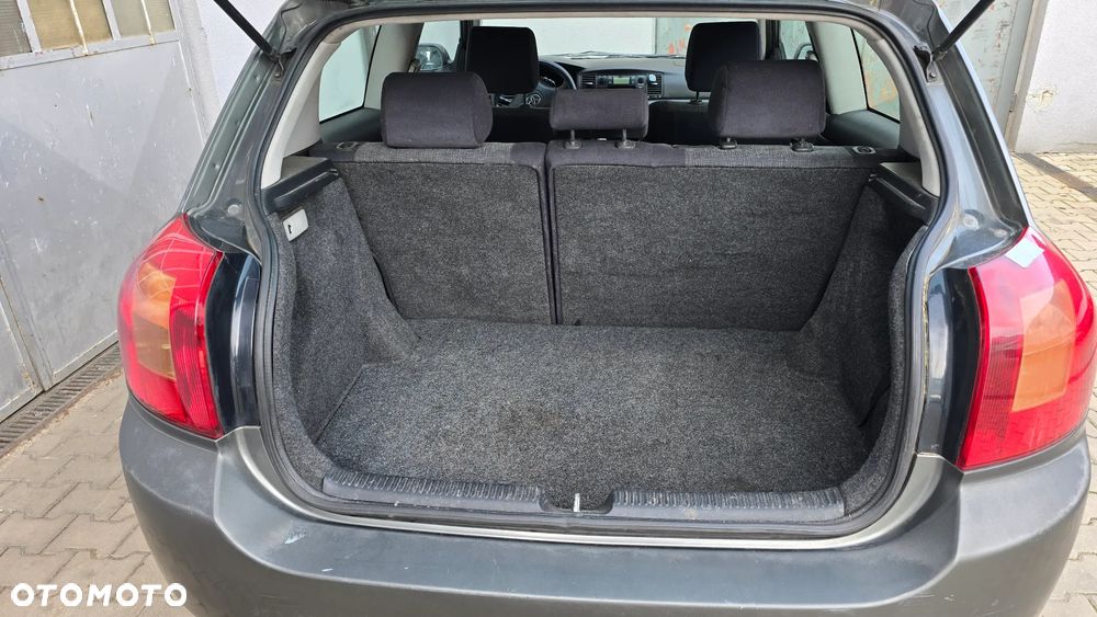 Toyota Corolla 1.4 VVT-i Base - 14
