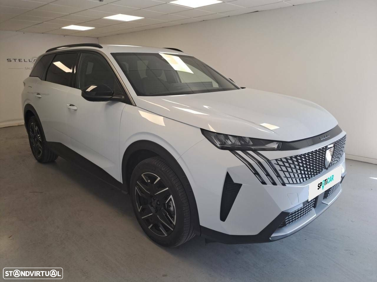 Peugeot 5008 1.2 Hybrid Allure e-DCS6 - 3