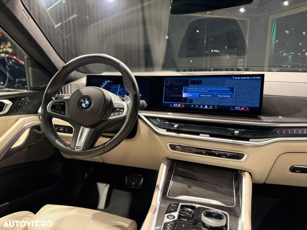BMW X6 xDrive40i AT MHEV - 29