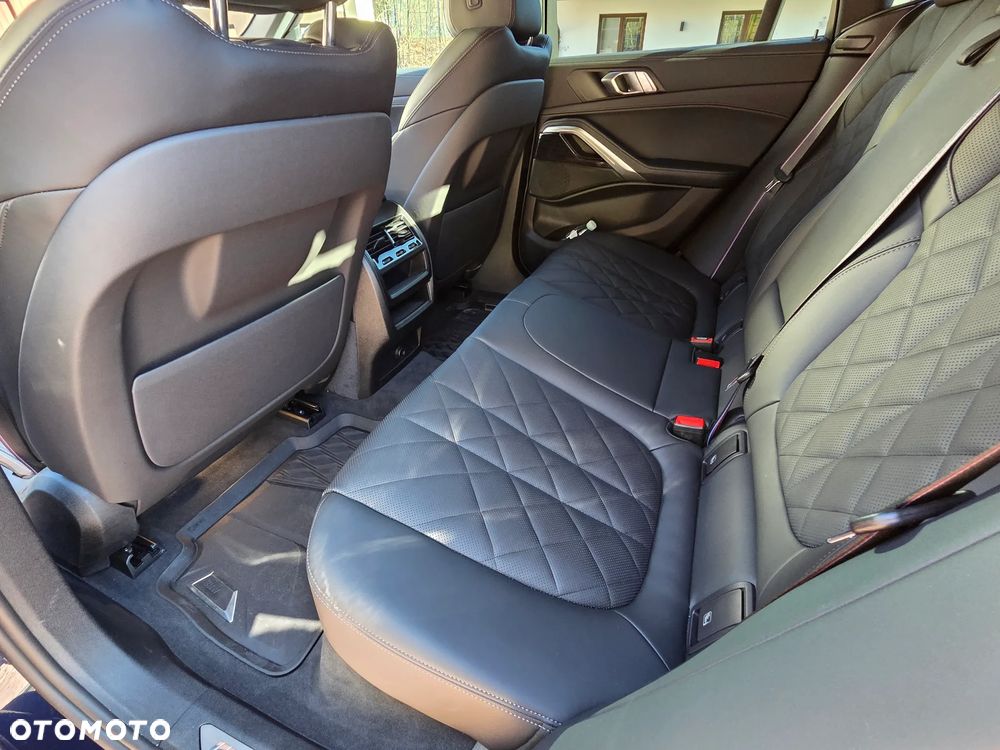 BMW X6 - 10