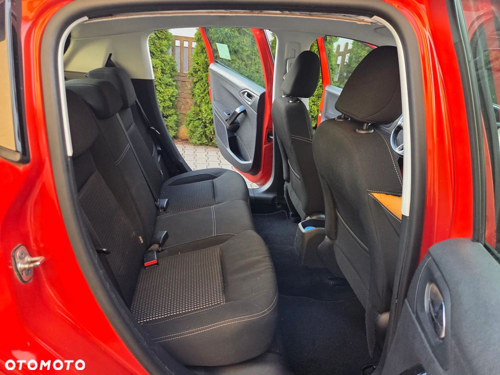 Peugeot 208 1.2 PureTech GPF Allure S&S - 9