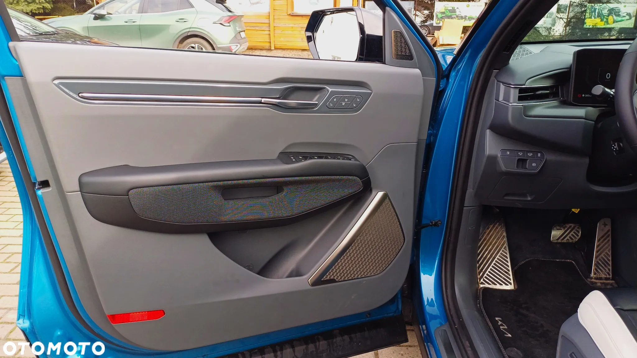 Kia EV9 99.8kWh GT-Line AWD - 12