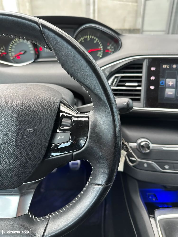 Peugeot 308 SW BlueHDi 120 Stop & Start Allure - 16