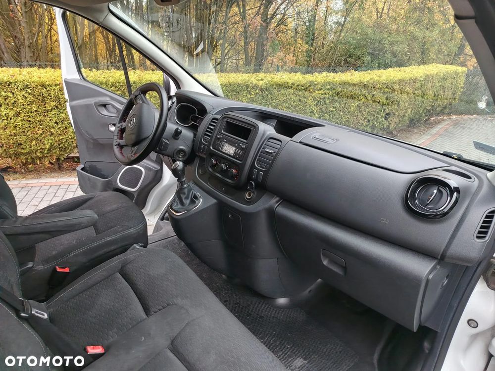 Opel Vivaro - 4