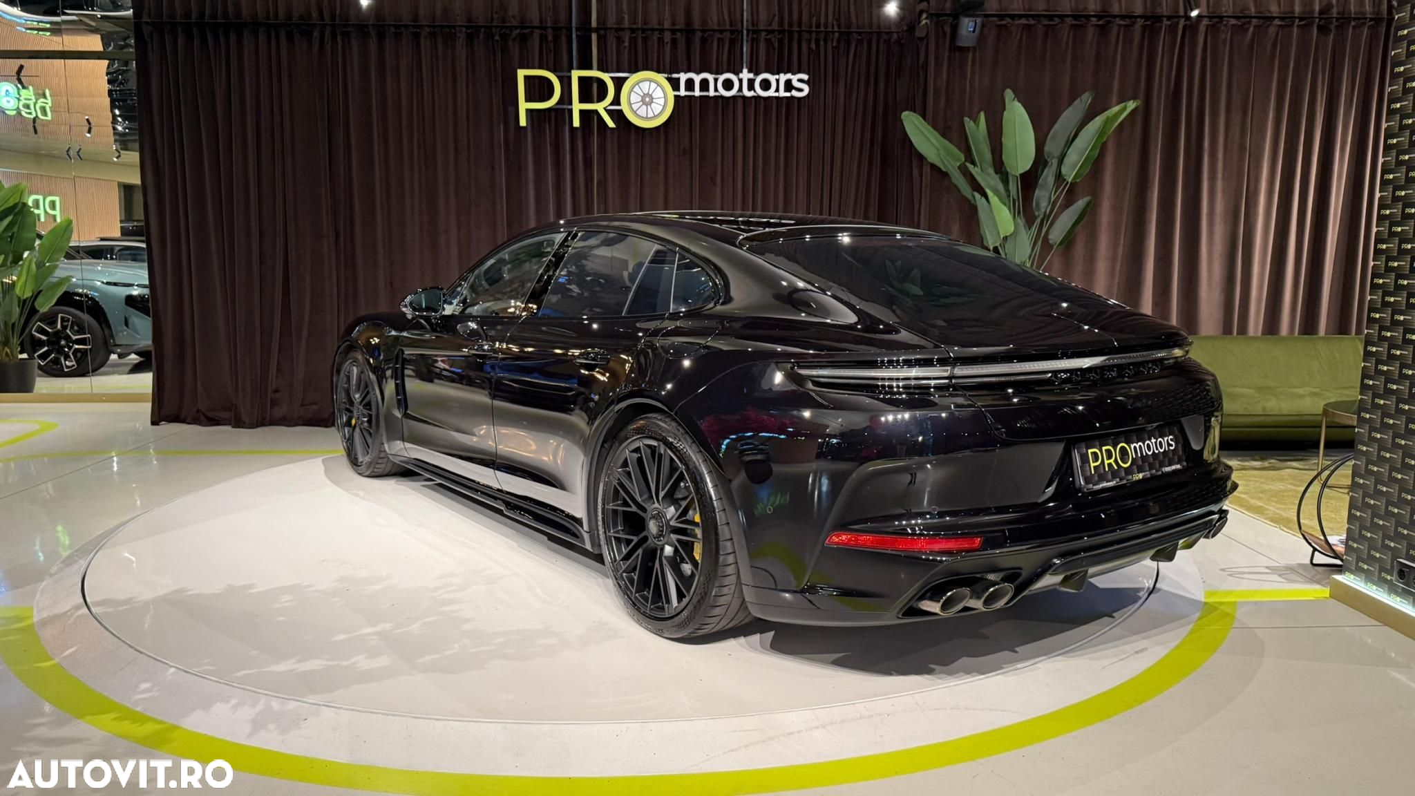 Porsche Panamera - 6