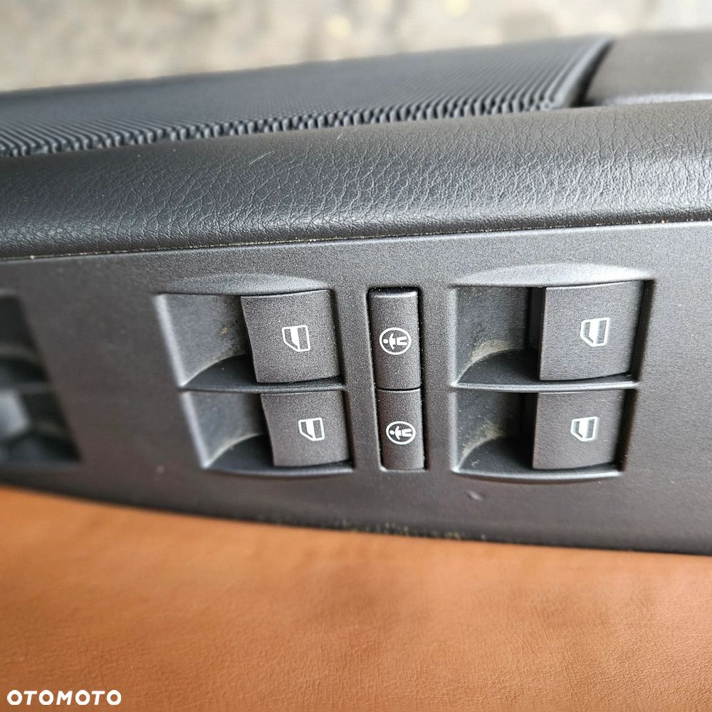 Volkswagen Phaeton - 34