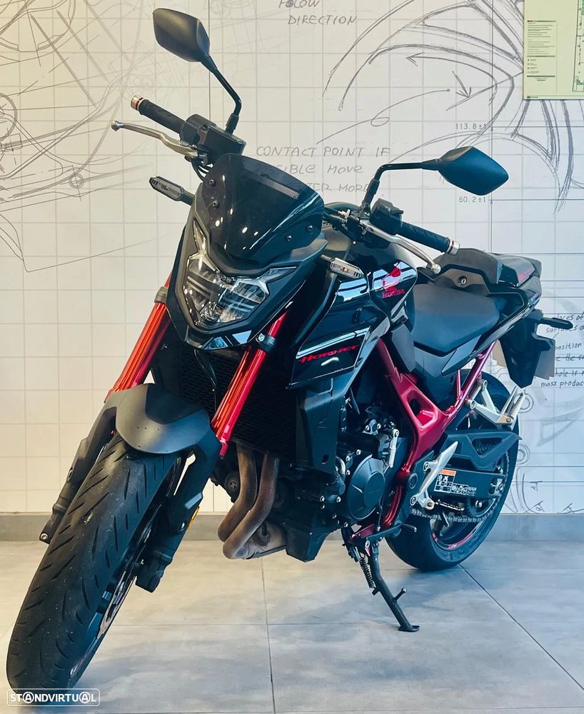 Honda Hornet 750 - 10