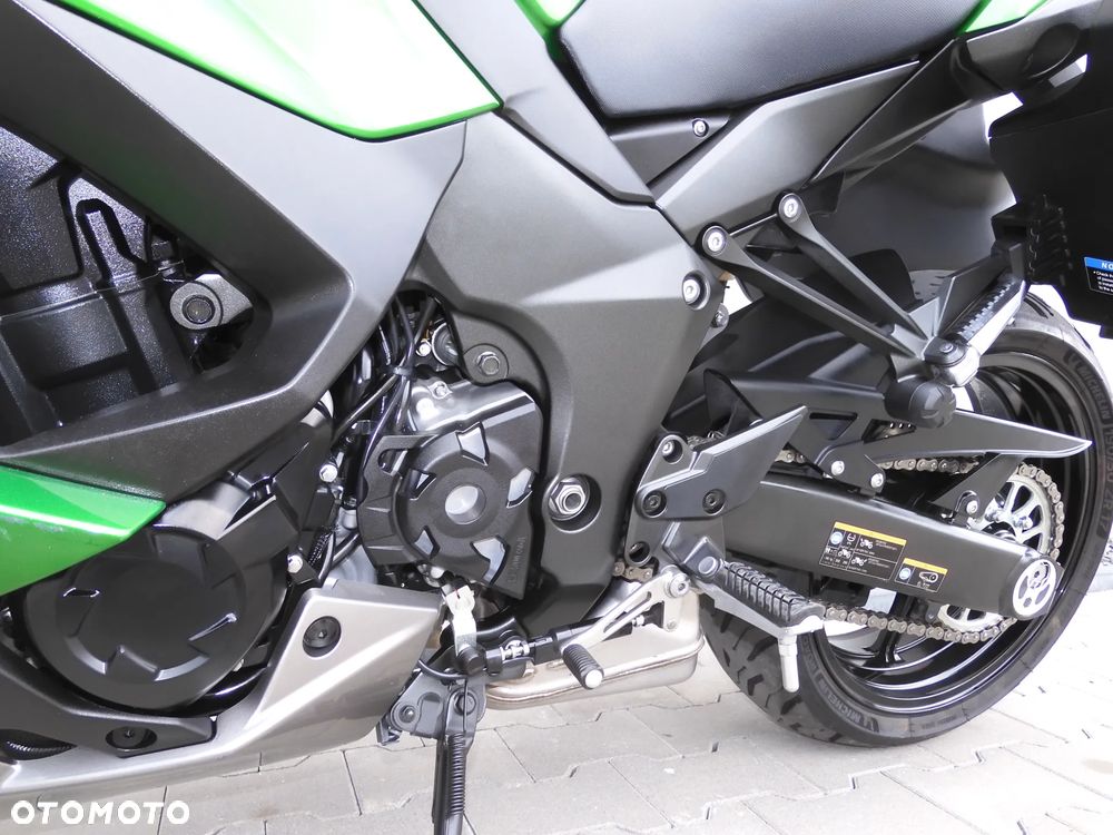 Kawasaki Ninja 1000 SX - 27