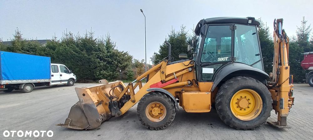 Case 580T - 15