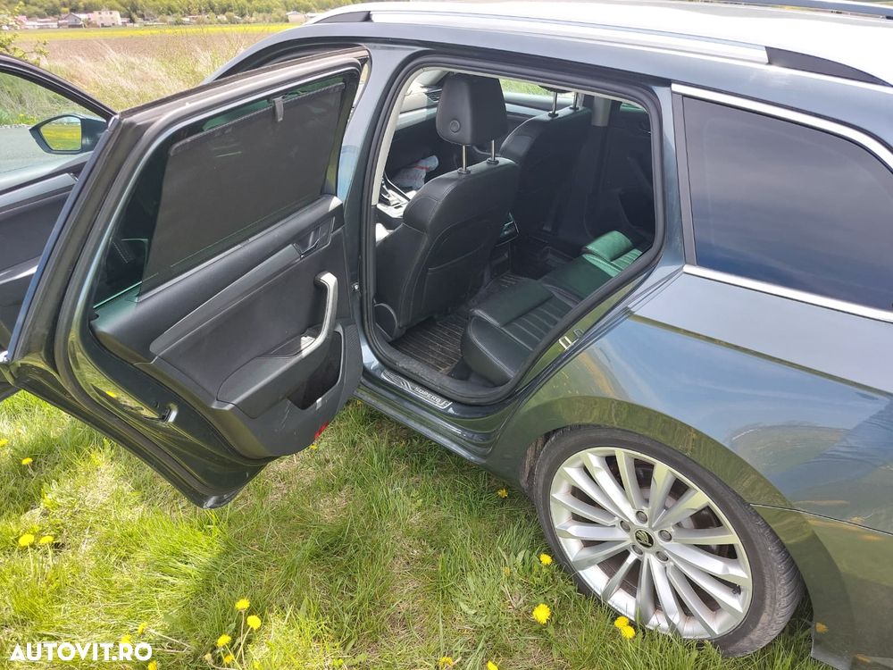 Skoda Superb 2.0 TDI DSG Sportline - 14