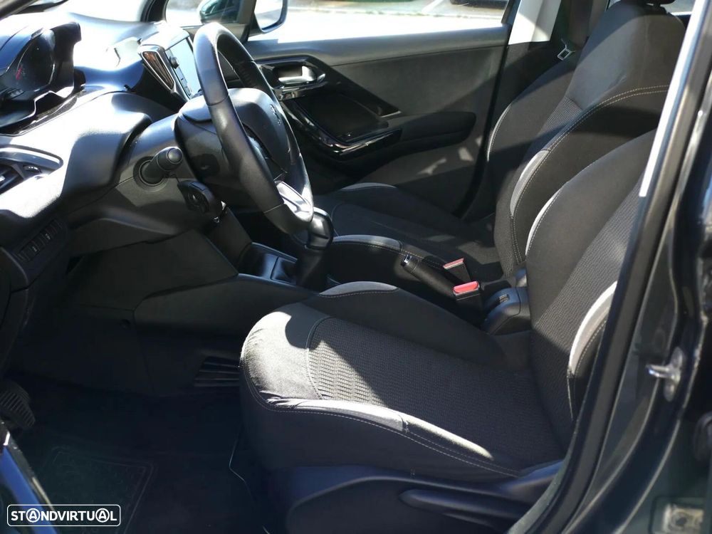 Peugeot 208 1.4 HDi Active - 26