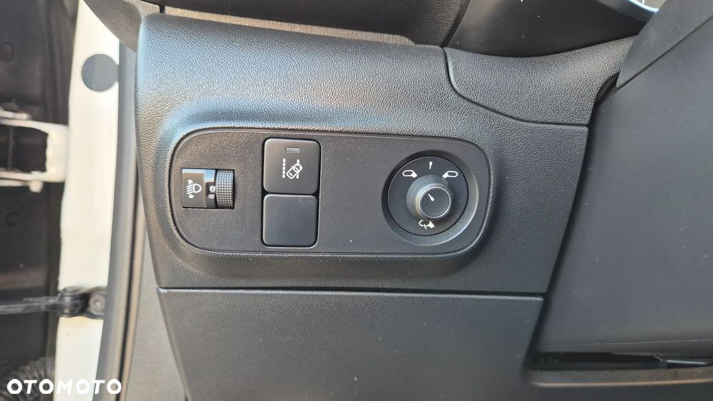 Citroën C3 1.2 PureTech Shine S&S - 23