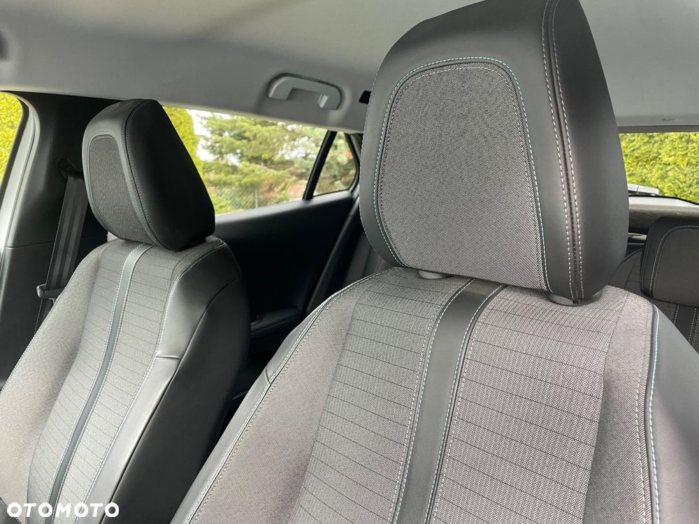 Peugeot 2008 BlueHDi 130 Allure S&S EAT8 - 9