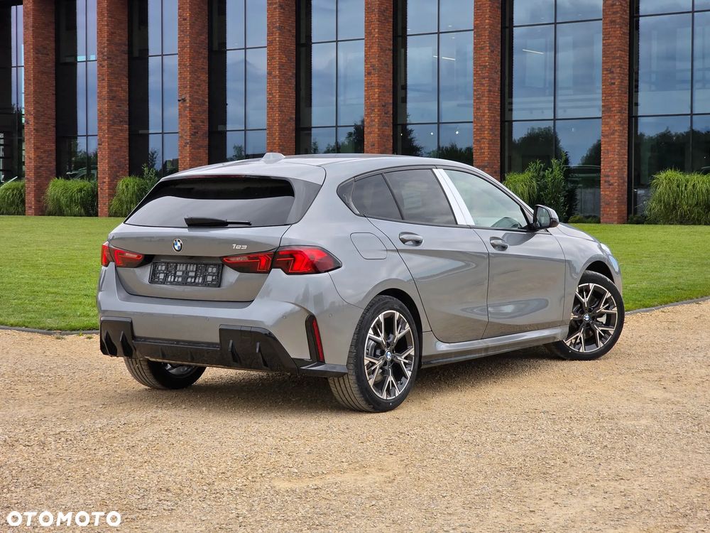 BMW Seria 1 - 11