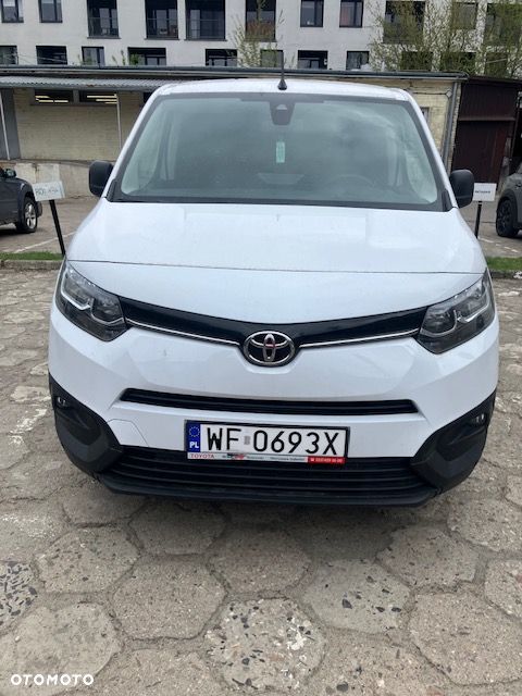 Toyota PROCITY STD - 5