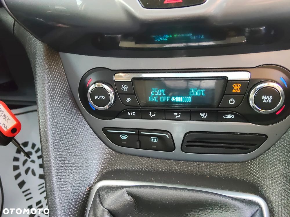 Ford Tourneo Connect - 37