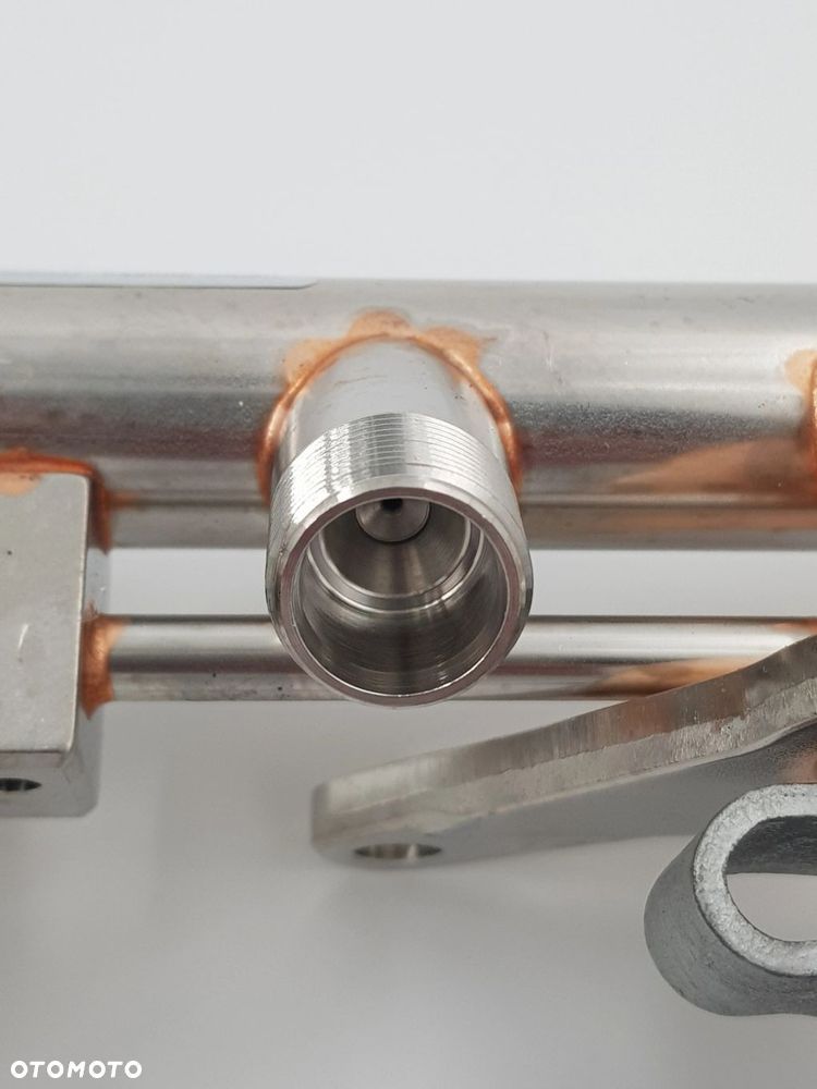NOWY ORYGINALNY WTRYSK LISTWA WTRYSKOWA MERCEDES A2760701500 A2560705600 - 5