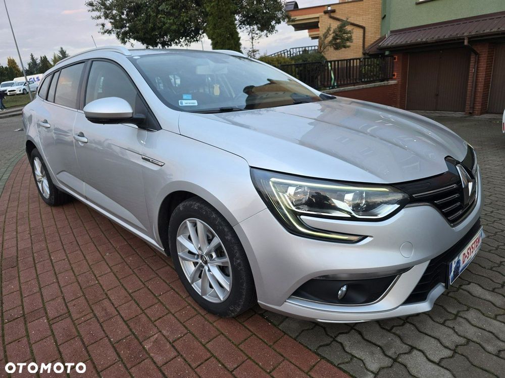 Renault Megane 1.5 Blue dCi Intens - 7