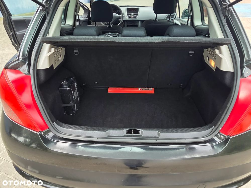 Peugeot 207 90 Filou - 26