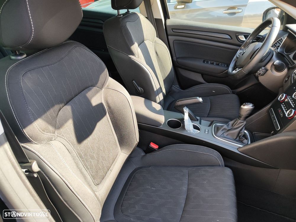 Renault Mégane Sport Tourer 1.5 Blue dCi Limited - 10