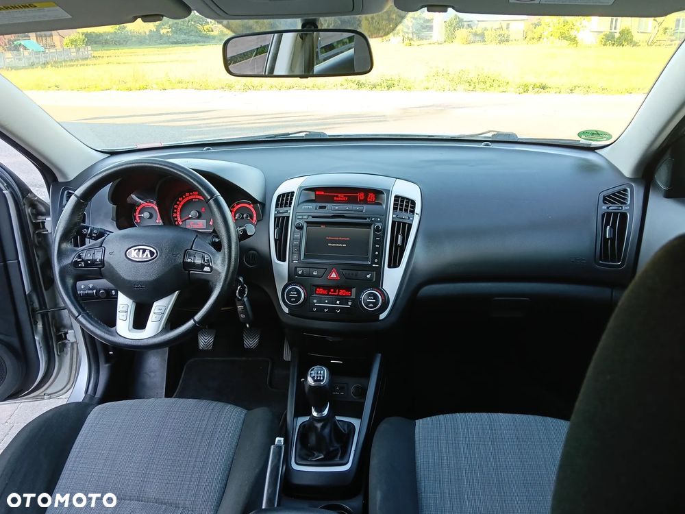 Kia Ceed 1.6 Comfort + - 20