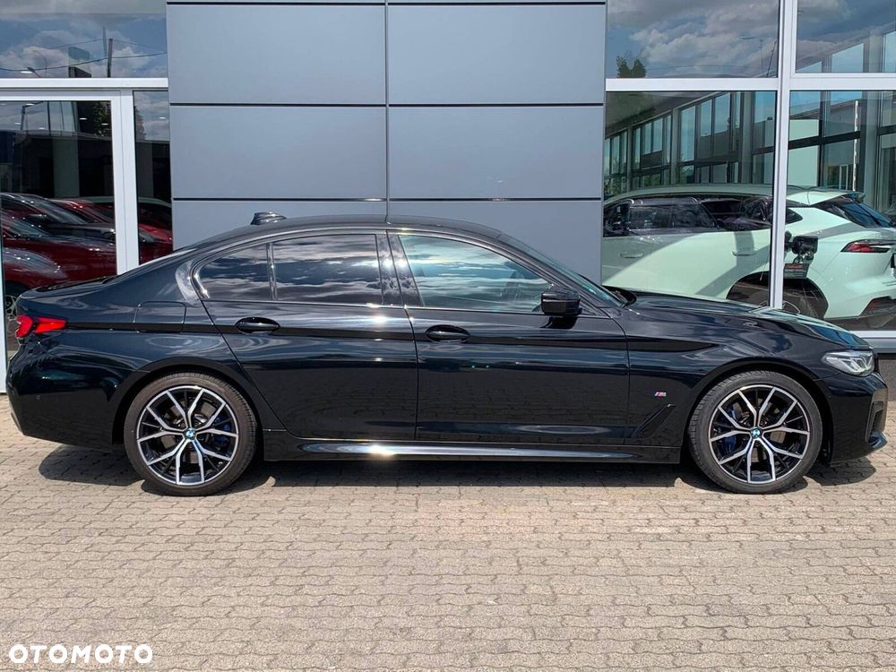 BMW Seria 5 530i xDrive M Sport sport - 6