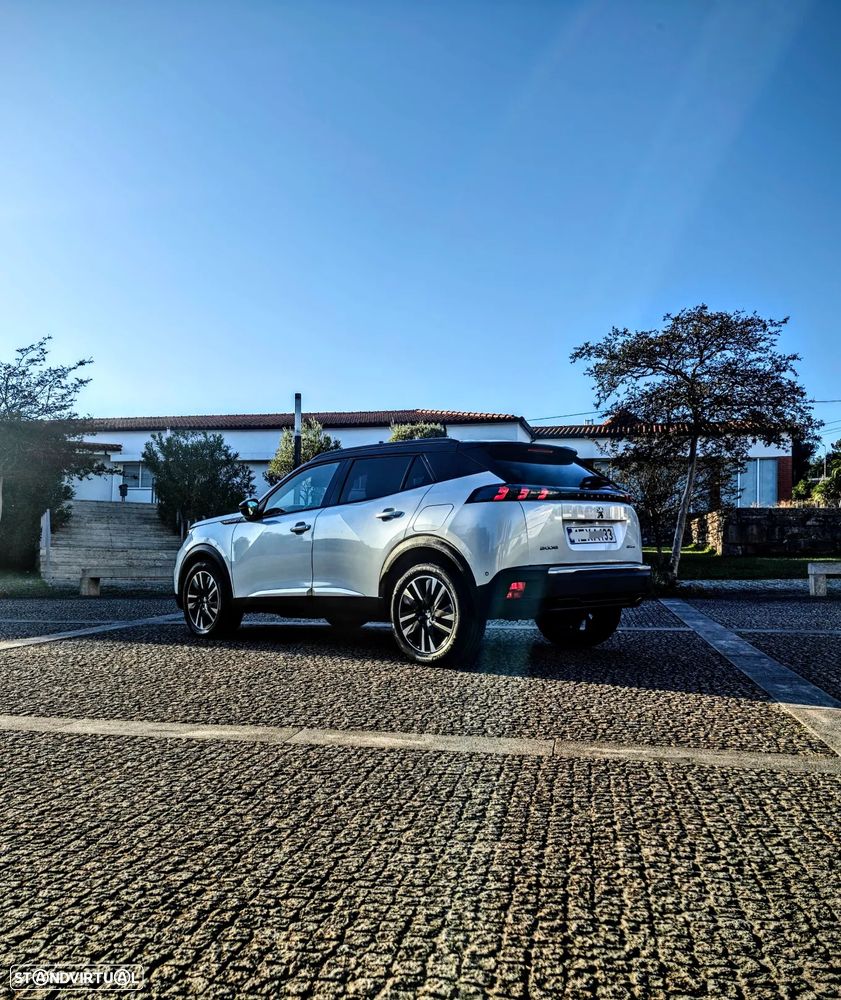 Peugeot 2008 1.5 BlueHDi GT Line - 26