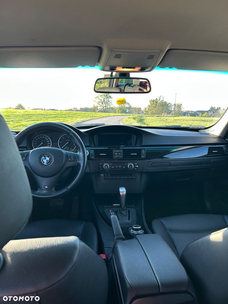 BMW Seria 3 318d DPF Edition Sport - 17