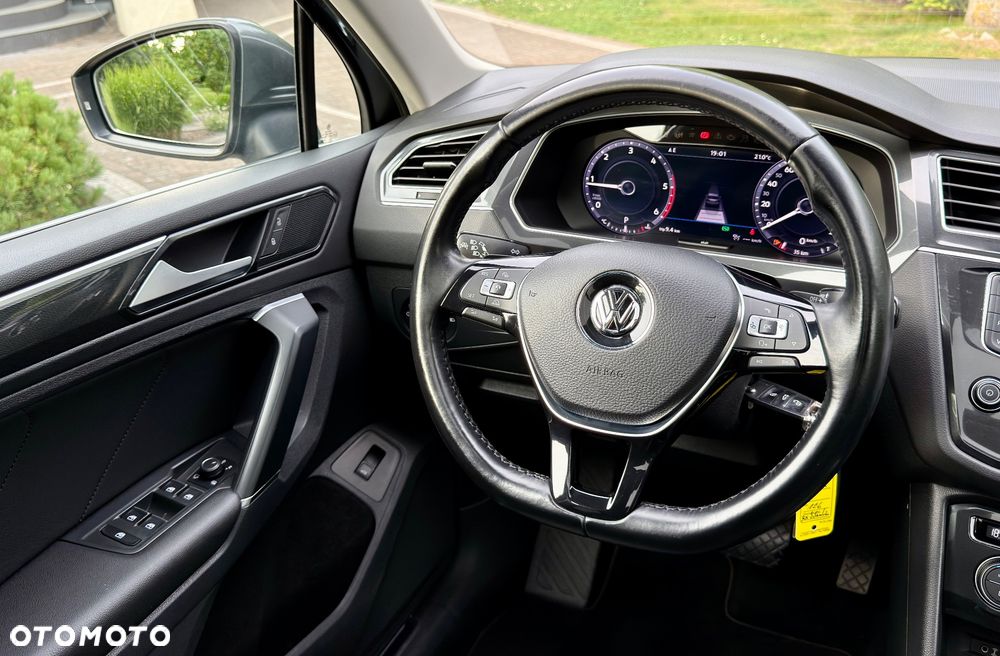 Volkswagen Tiguan 2.0 TDI SCR 4MOTION (BlueMotion Techn.) DSG Highline - 28