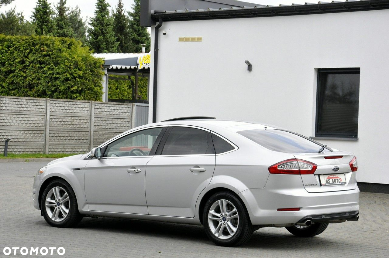 Ford Mondeo 2.0 T Platinium X Plus (Titanium) MPS6 - 36