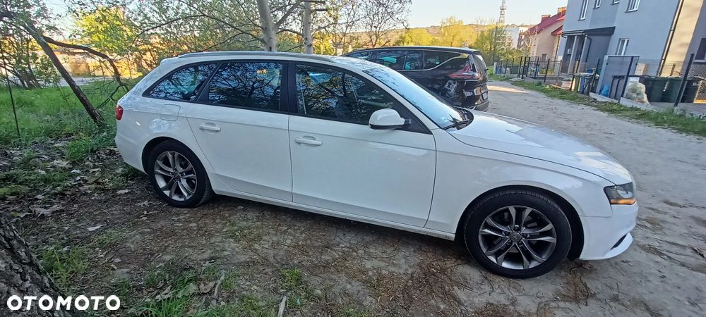 Audi A4 Avant 2.0 TDI DPF multitronic Ambiente - 4