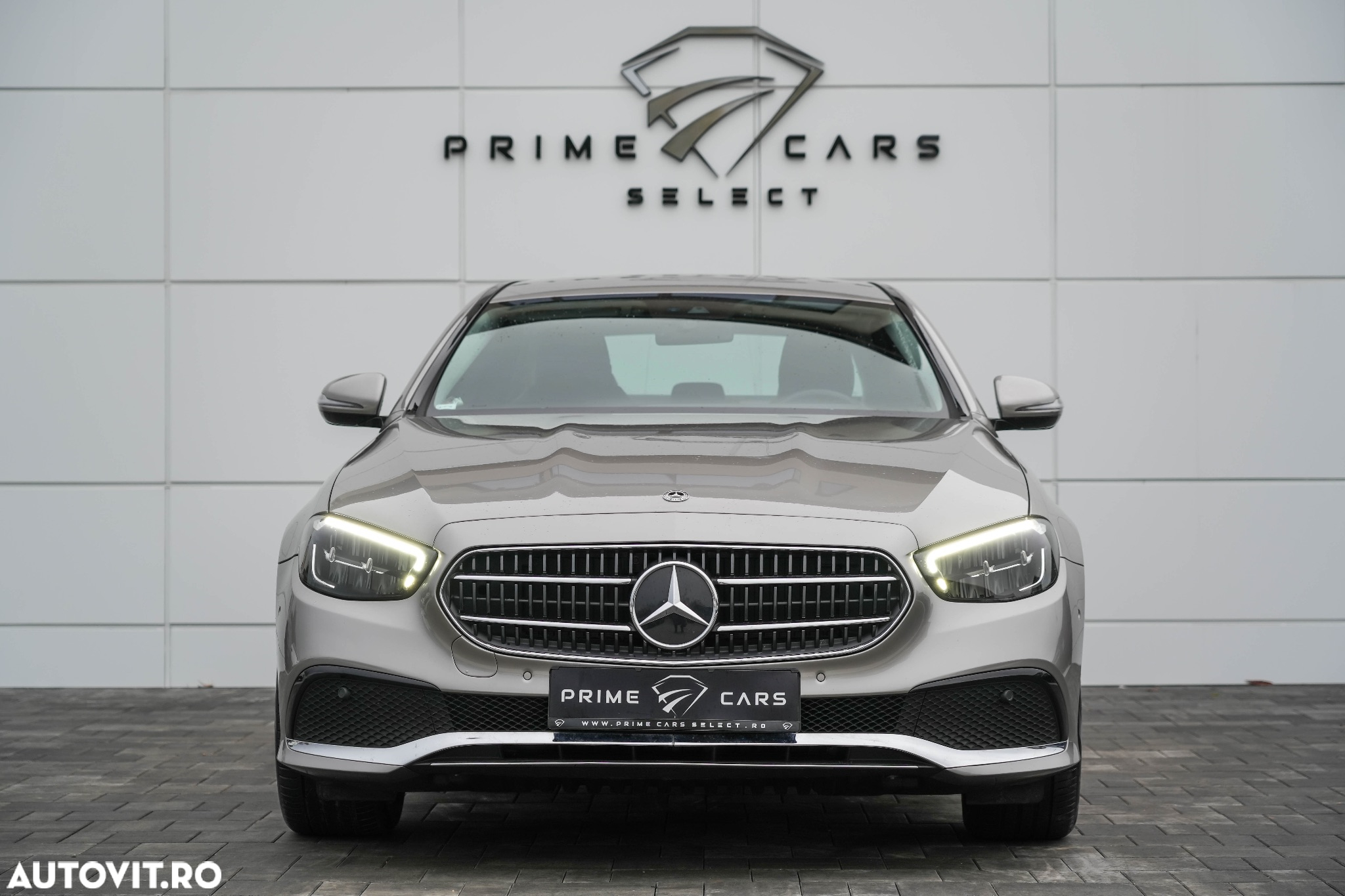 Mercedes-Benz E 300e 9G-TRONIC - 12