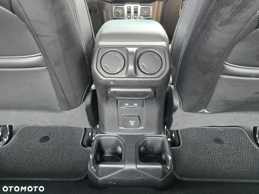 Jeep Wrangler GME 2.0 Turbo Sahara - 23